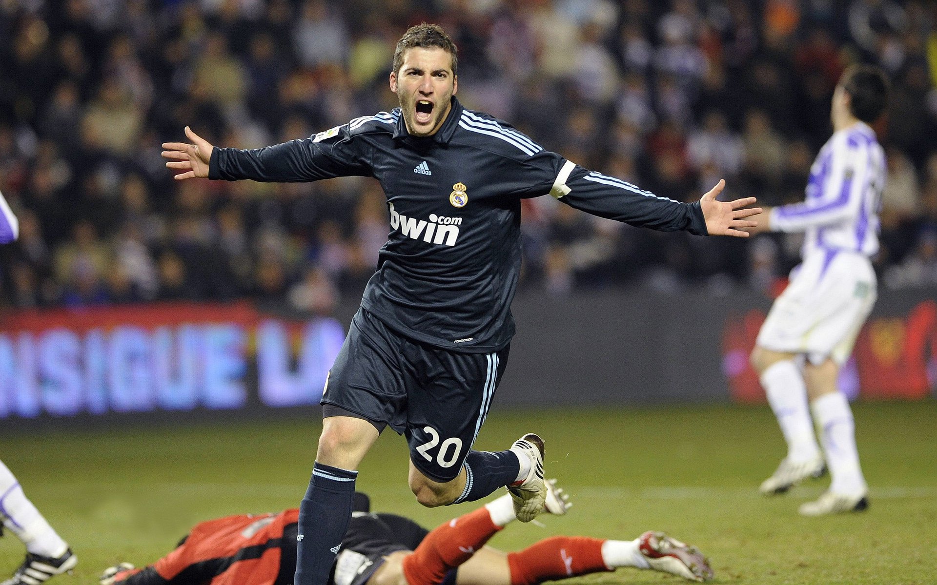 数据爆炸背后,卡塞米罗的统治力与阿森纳的战术胜利