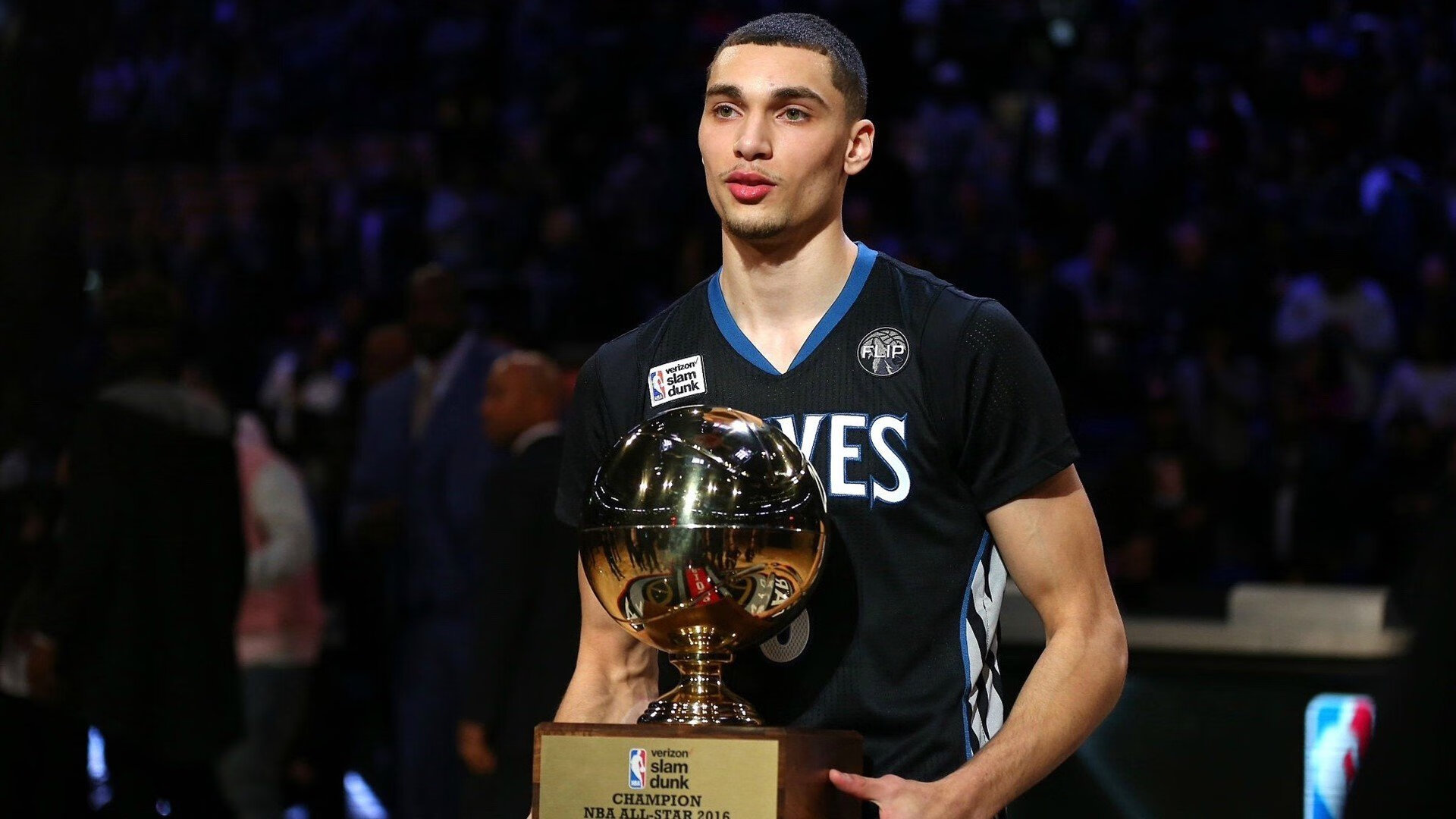 季后赛抢七之夜，文班亚马用节奏改写命运